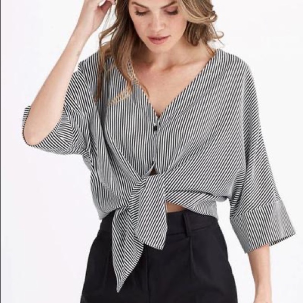 Vetta V Neck Boyfriend Shirt